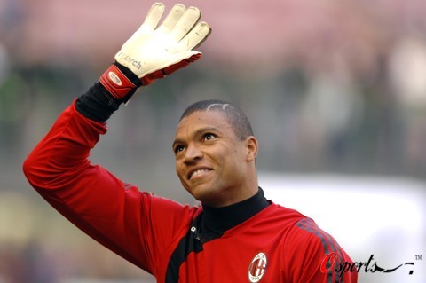 后者则强调 后者则强调